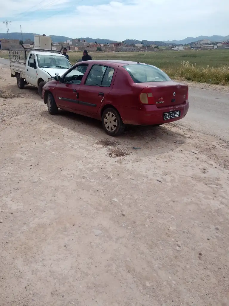 Renault Clio - Photo 2