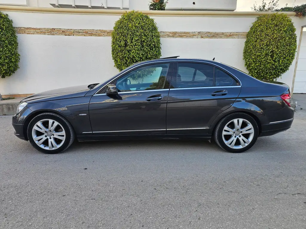 Mercedes Classe C - Photo 8