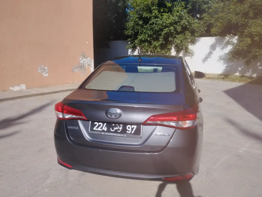 Toyota Yaris - Photo 4