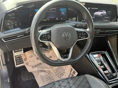 Volkswagen Golf 8 - Photo 4