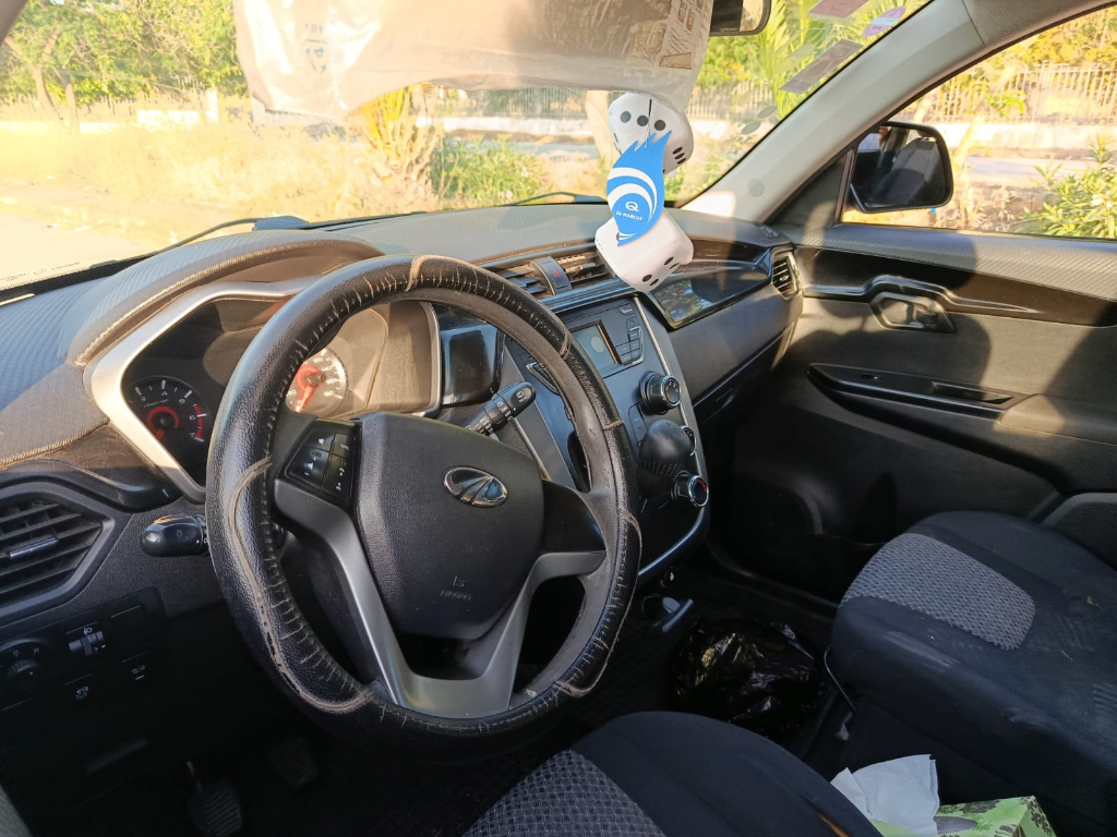 Mahindra KUV 100 - Photo 6