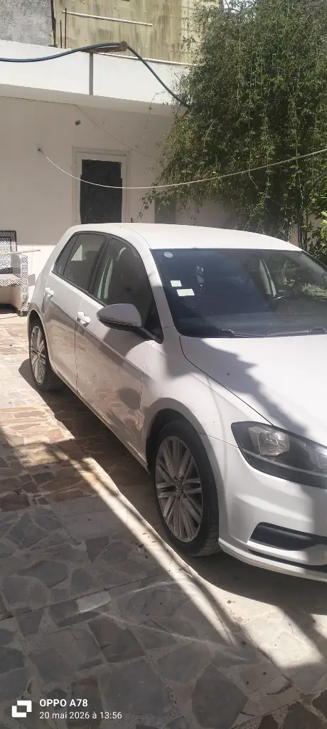Volkswagen Golf - Photo 2