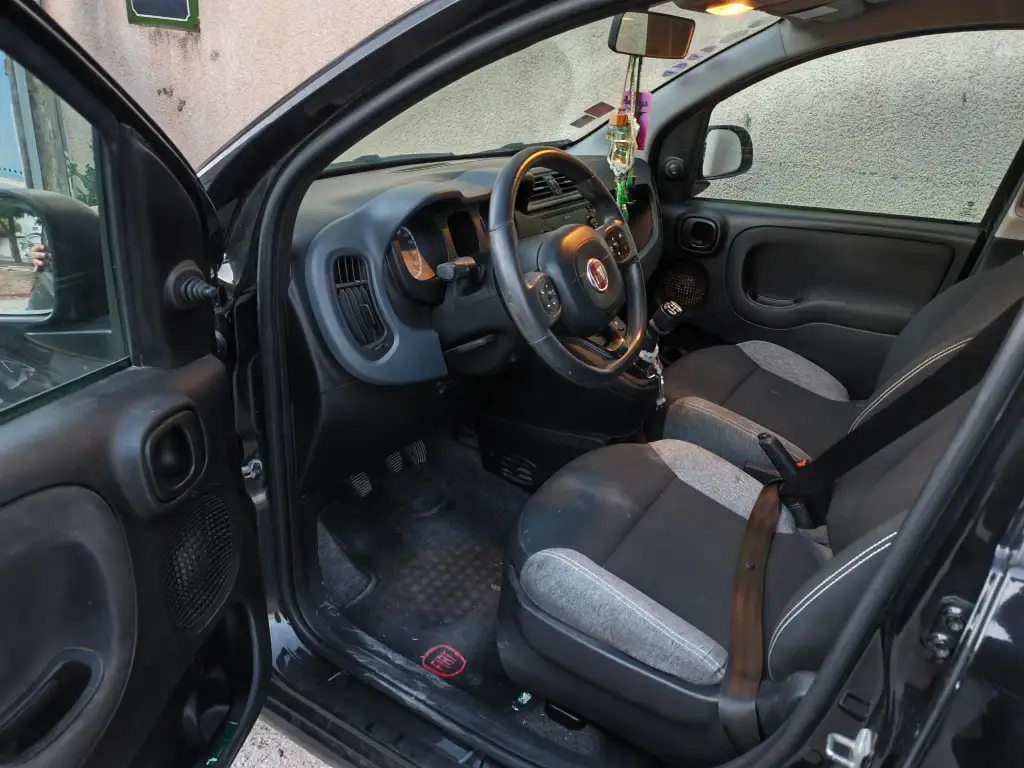 Fiat PANDA - Photo 2