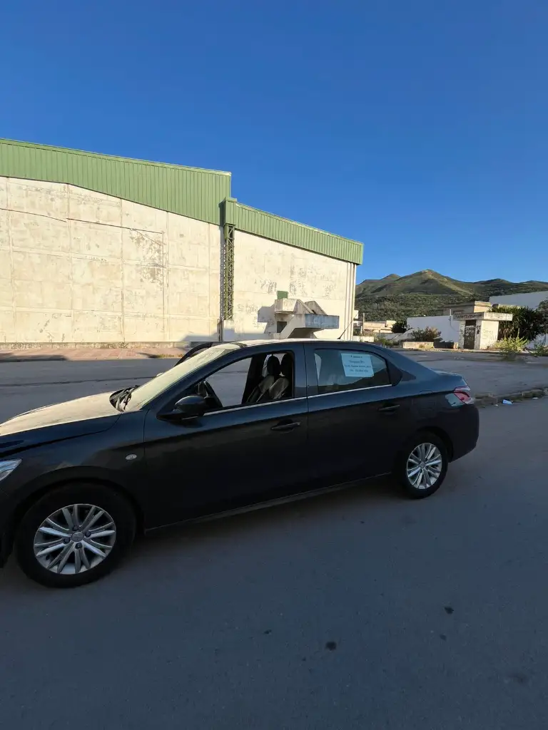 Peugeot 301 - Photo 2