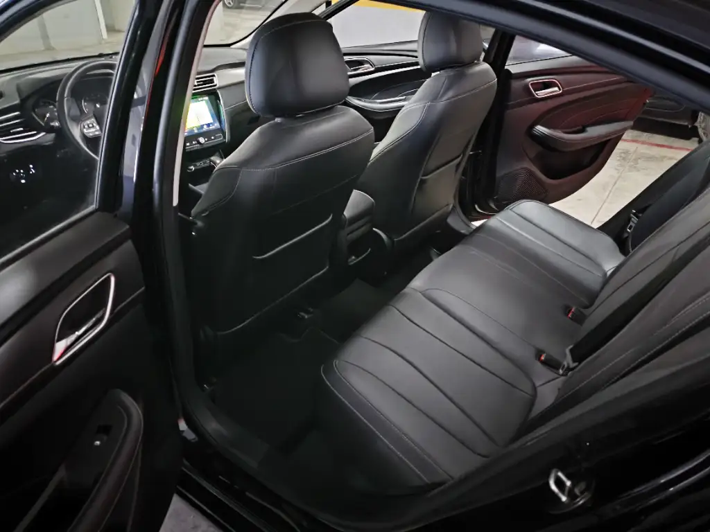 MG MG 5 - Photo 3
