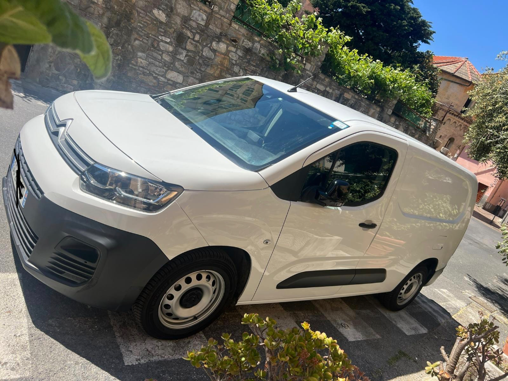 Citroen BERLINGO - Photo 2