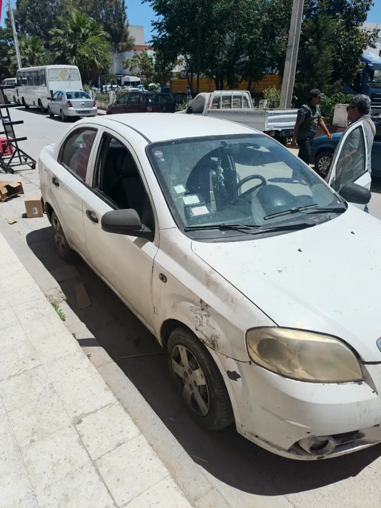 Chevrolet AVEO - Photo 2