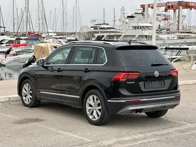 Volkswagen Tiguan - Photo 12