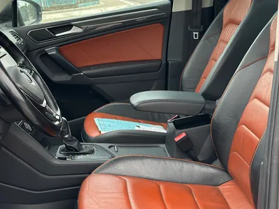 Volkswagen Tiguan - Photo 2