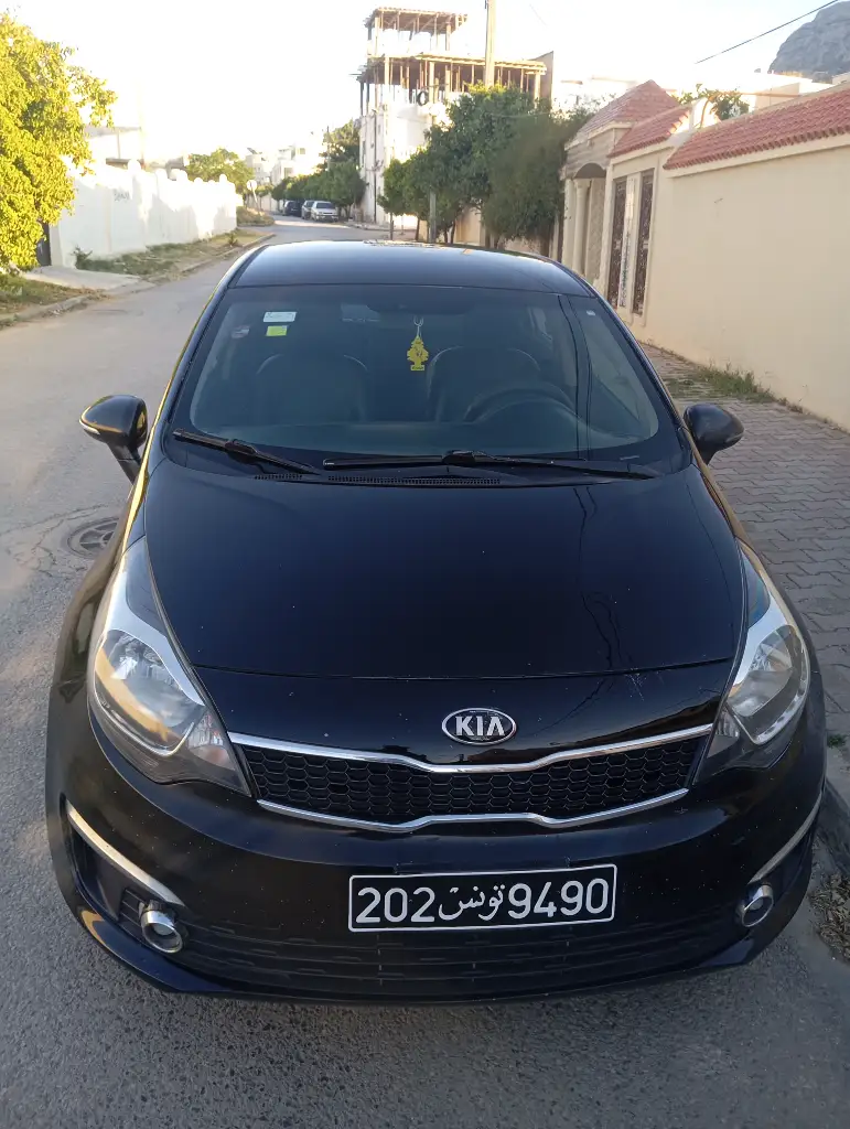 Kia RIO - Photo 5
