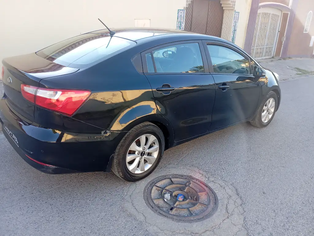 Kia RIO - Photo 6