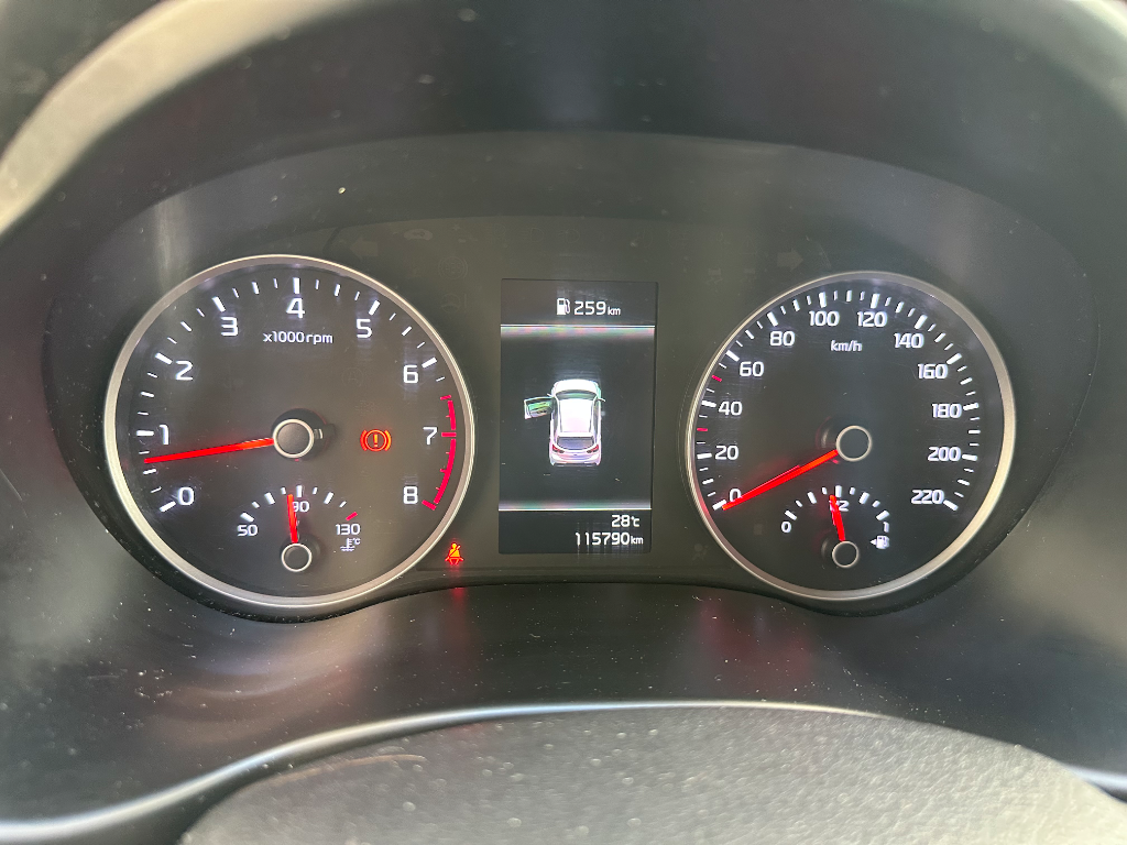 Kia RIO - Photo 6