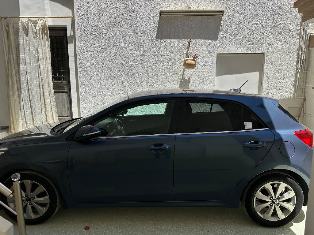 Kia RIO - Photo 10