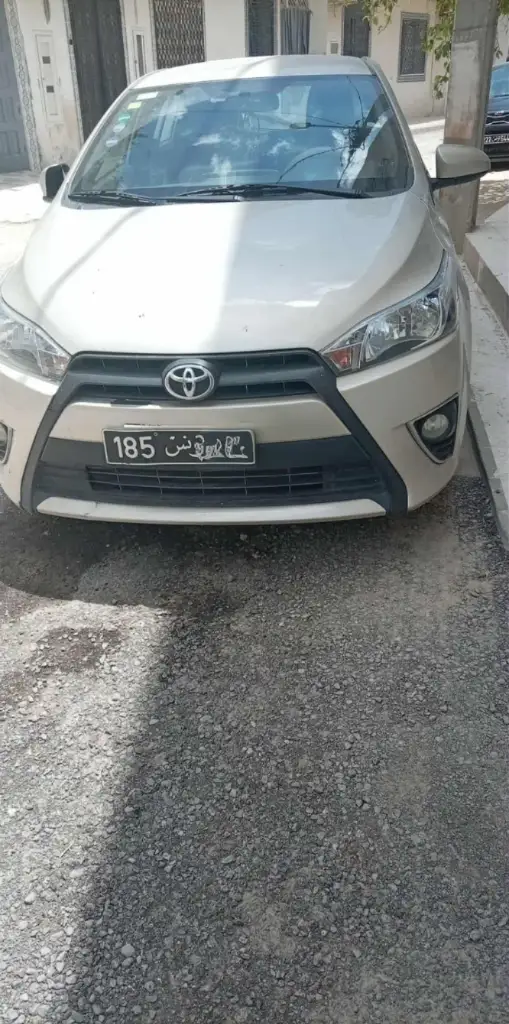 Toyota Yaris - Photo 2