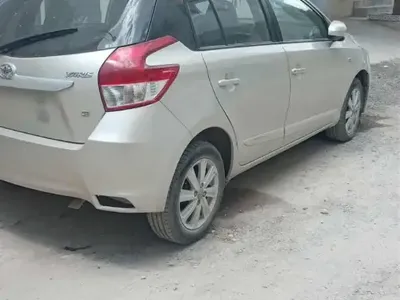 Toyota Yaris 2015