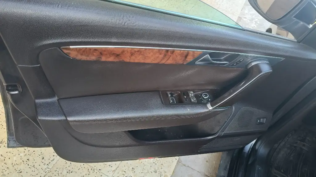 Volkswagen Passat - Photo 10
