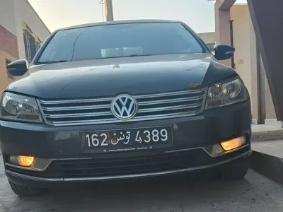 Volkswagen Passat - Photo 11