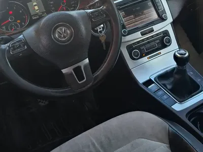 Volkswagen Passat - Photo 7
