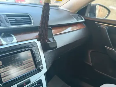 Volkswagen Passat - Photo 2