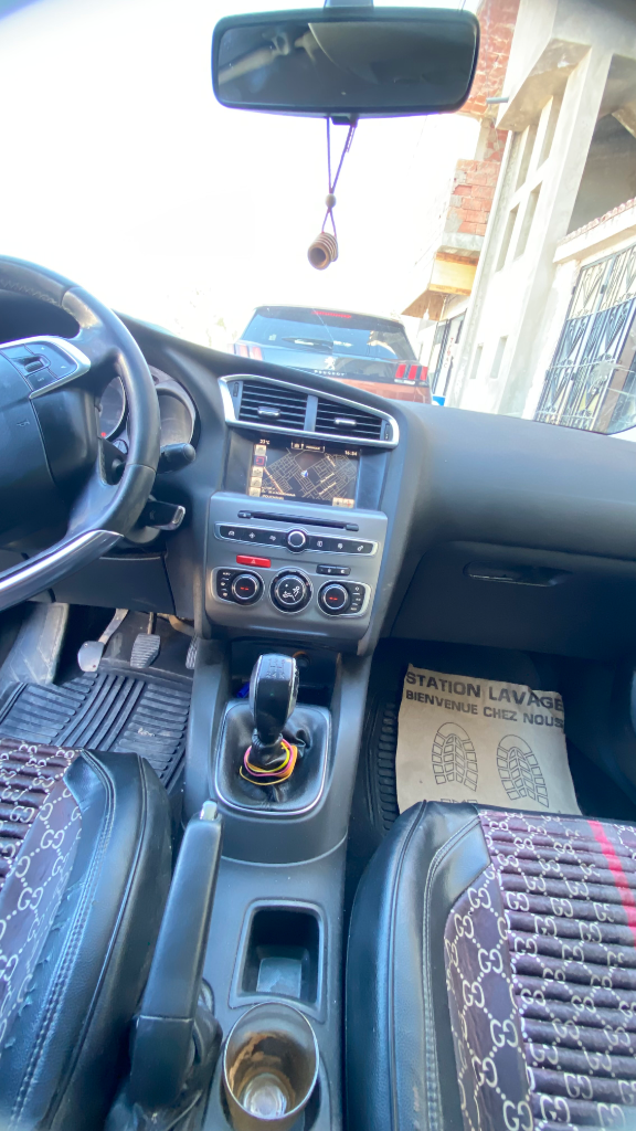 Citroen C4 - Photo 7