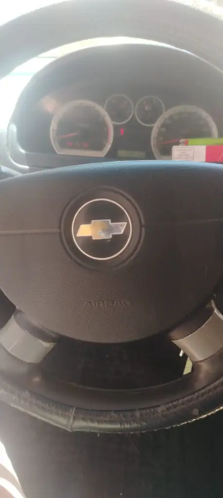 Chevrolet AVEO - Photo 6