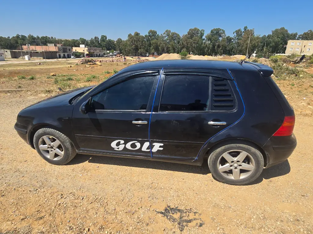 Volkswagen Golf 4 - Photo 3