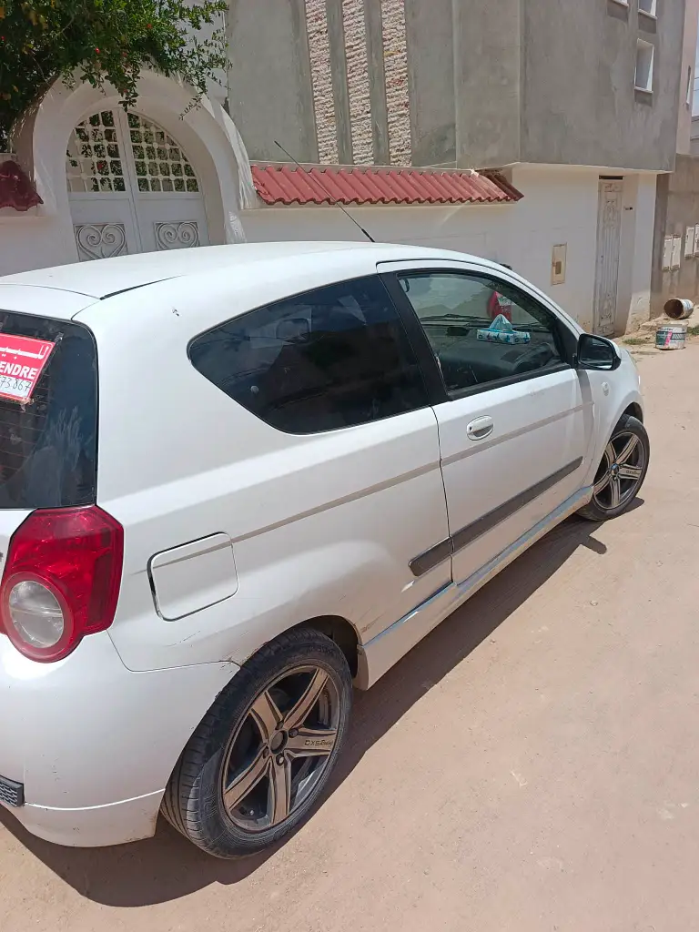 Chevrolet AVEO - Photo 3