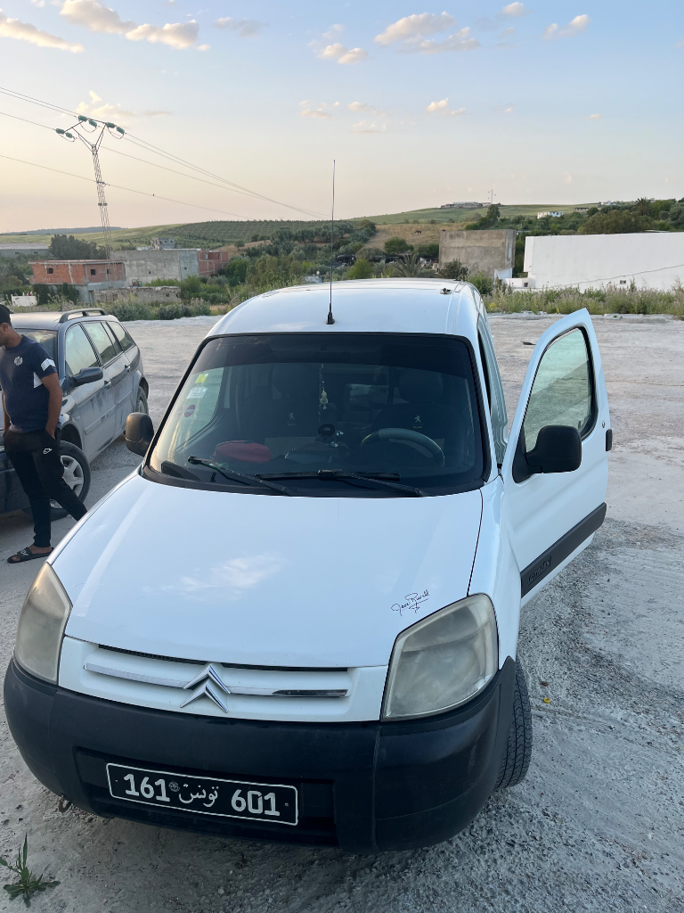 Citroen BERLINGO - Photo 4
