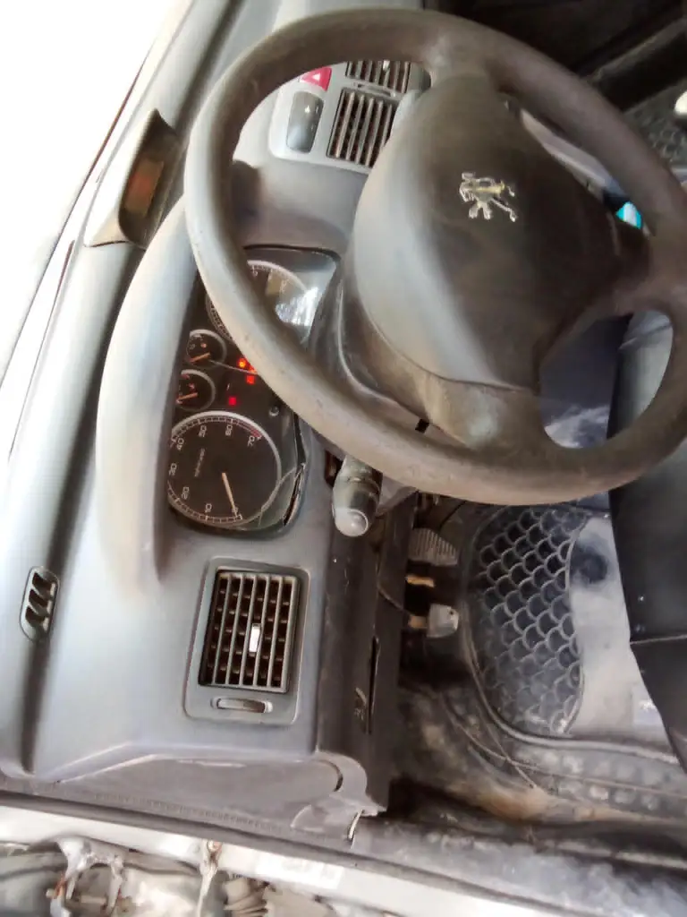 Peugeot 307 - Photo 7