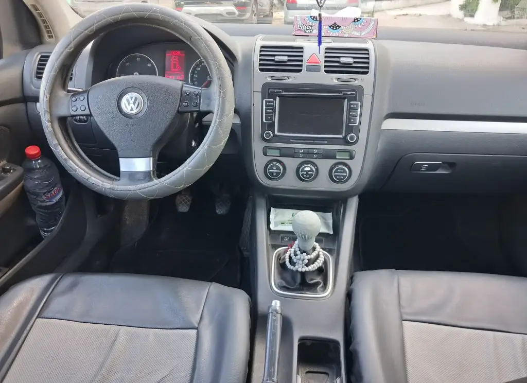 Volkswagen Golf - Photo 3