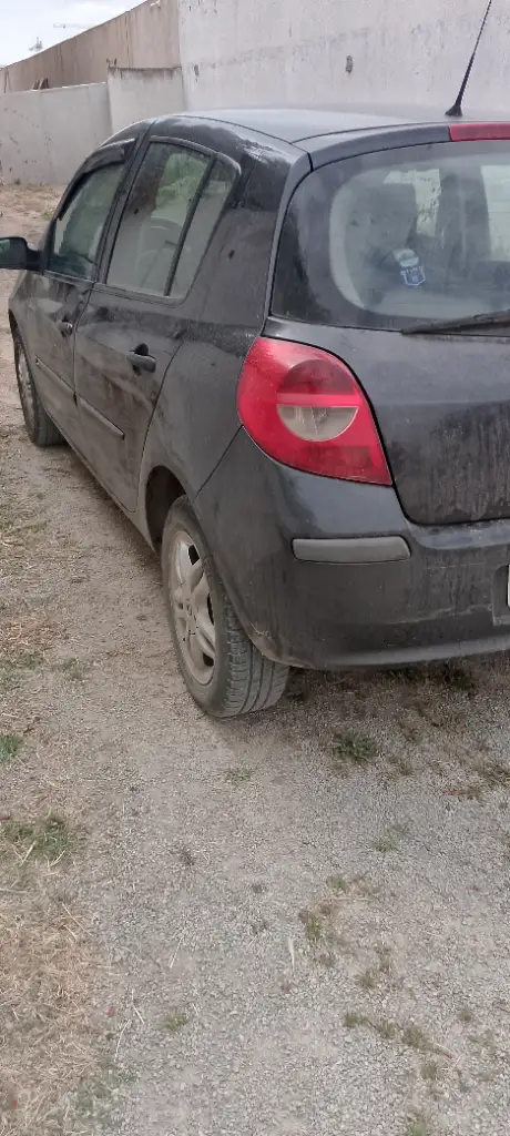 Renault Clio - Photo 2
