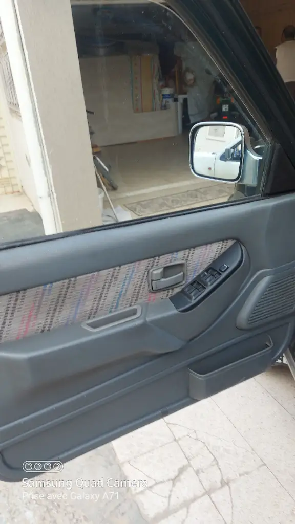 Isuzu AUTRE - Photo 4