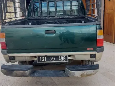 Isuzu AUTRE - Photo 4