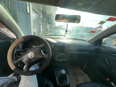 Volkswagen Passat - Photo 3