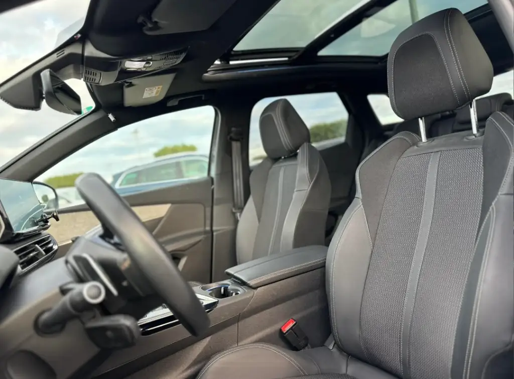 Peugeot 3008 - Photo 5