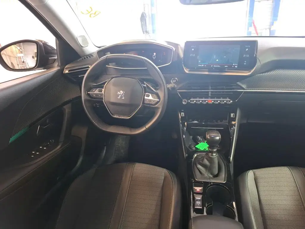 Peugeot 2008 - Photo 3