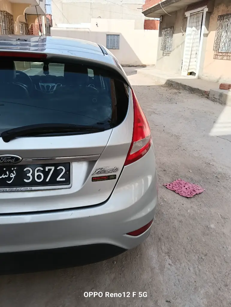 Ford FIESTA - Photo 3