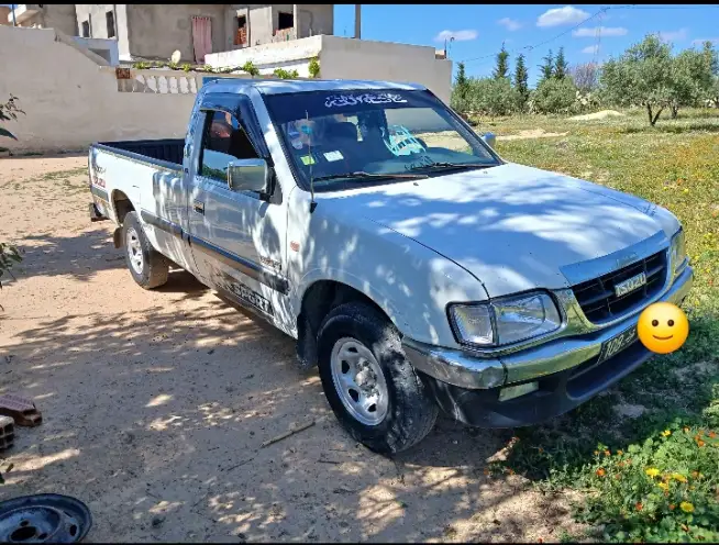 Isuzu D MAX - Photo 8