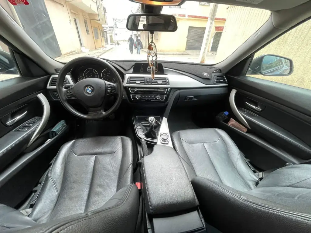 Bmw 318 - Photo 2