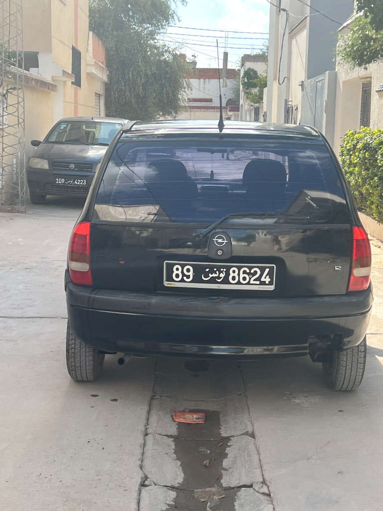 Opel Corsa - Photo 2
