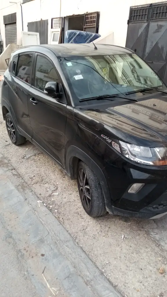 Mahindra KUV 100 - Photo 2