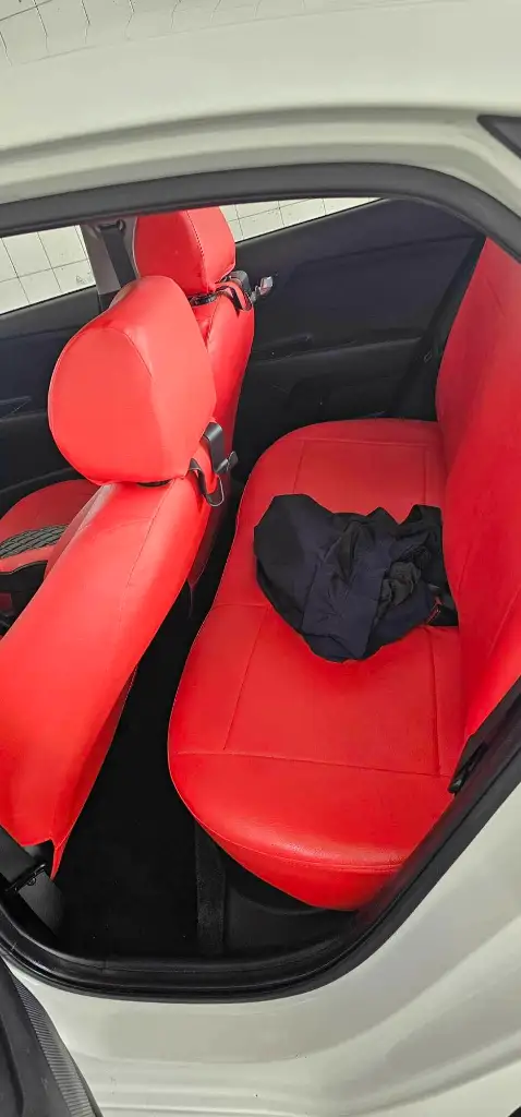 Kia RIO - Photo 4