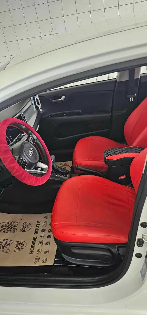Kia RIO - Photo 5