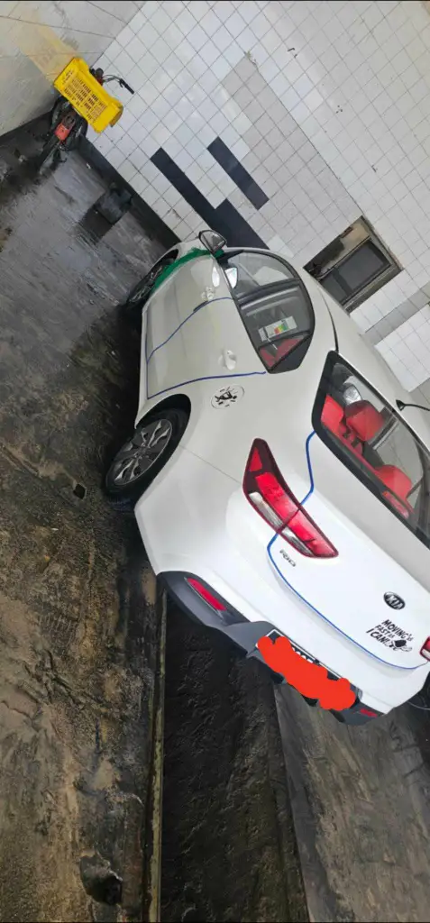 Kia RIO - Photo 6