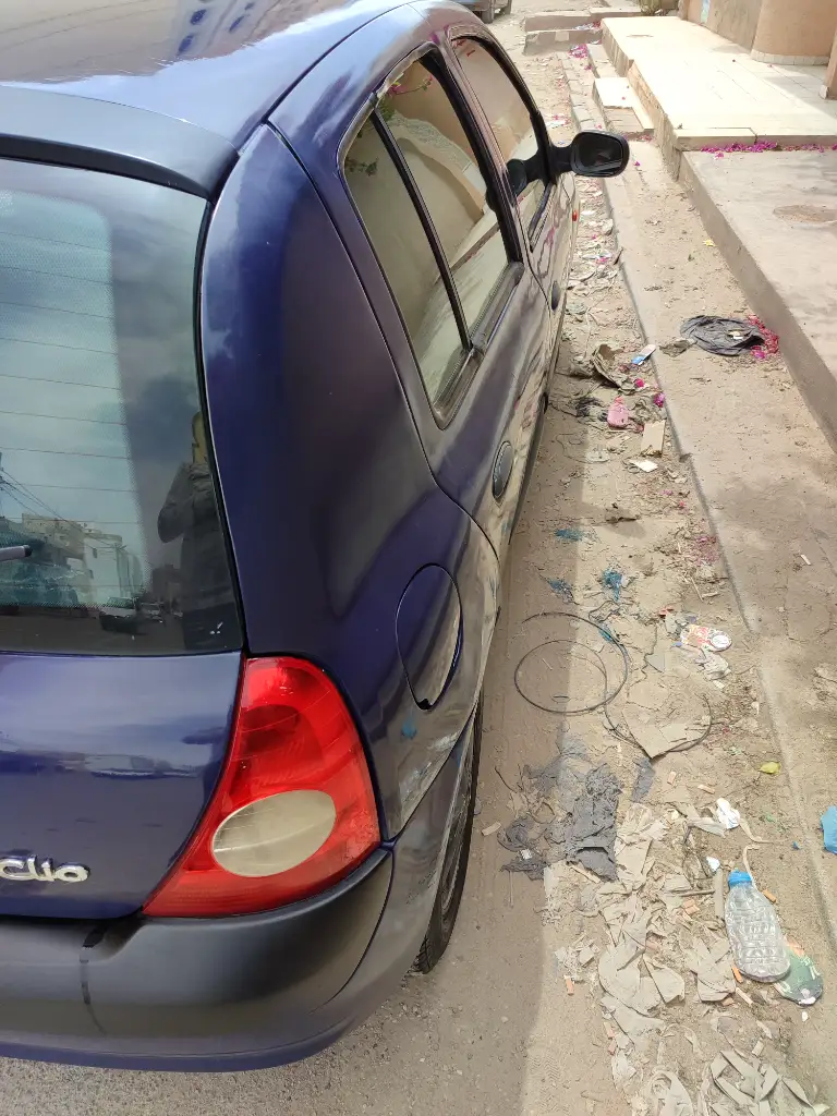Renault Clio - Photo 2