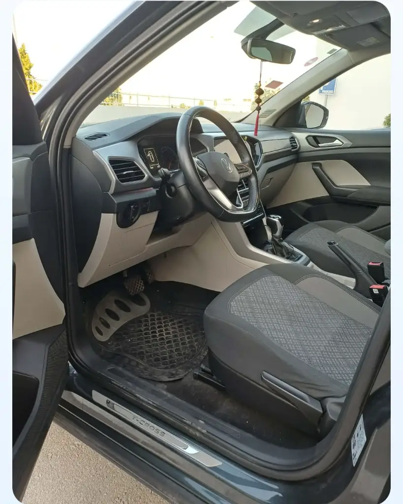 Volkswagen T-Cross - Photo 5