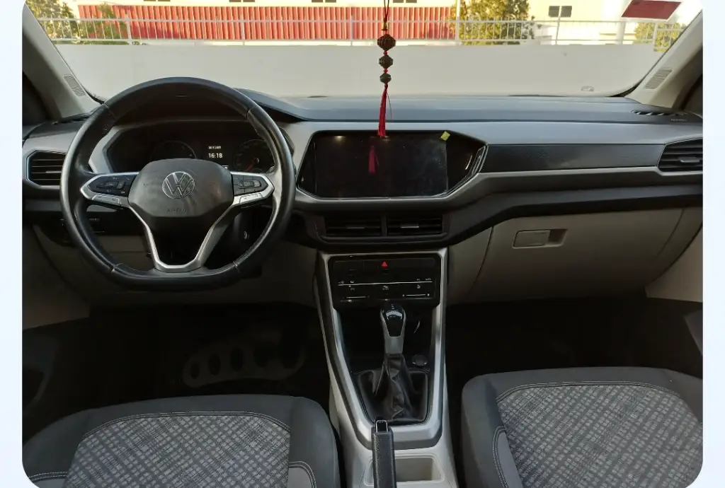 Volkswagen T-Cross - Photo 8