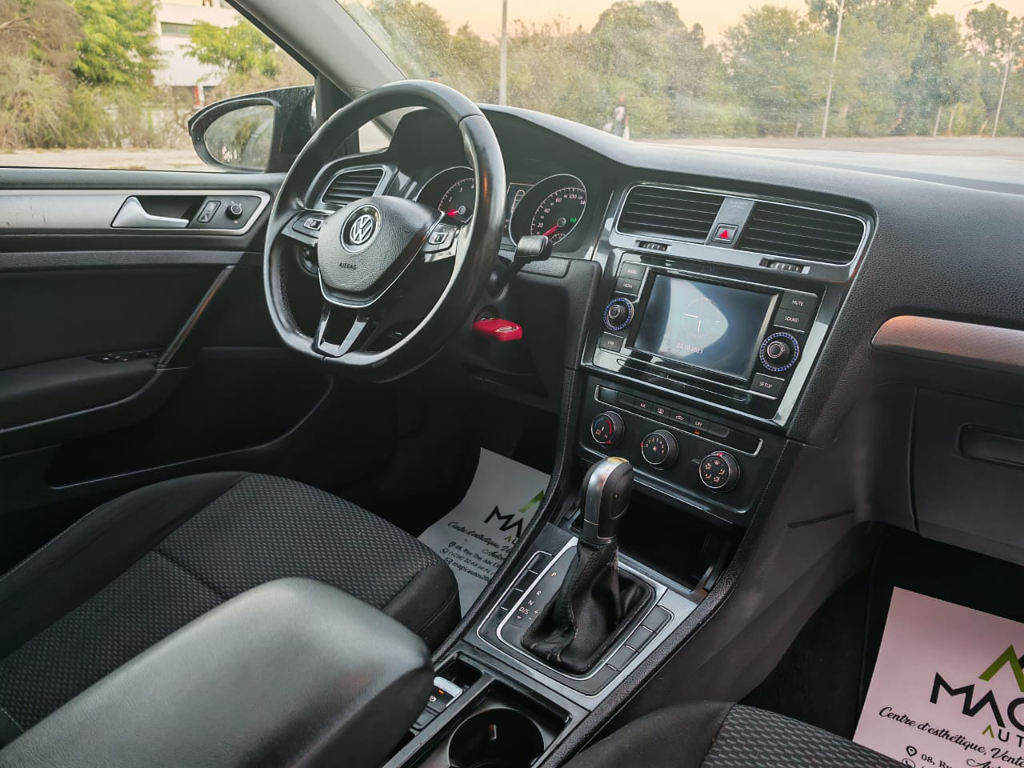 Volkswagen Golf - Photo 9