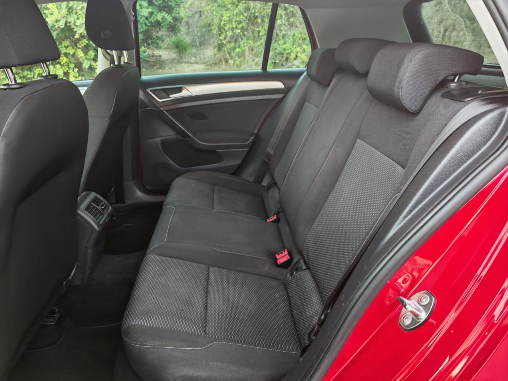 Volkswagen Golf - Photo 12