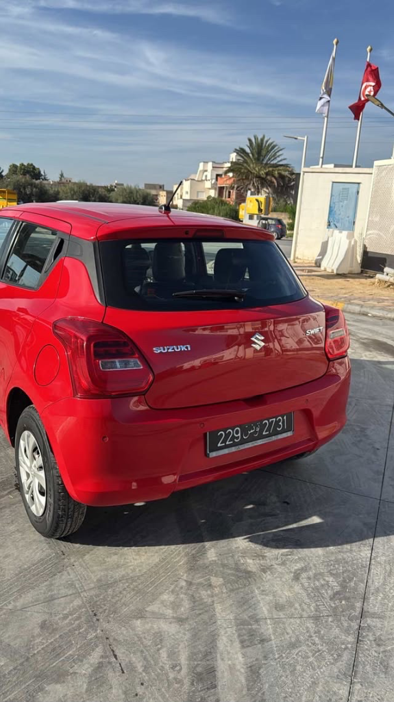 Suzuki Swift - Photo 6